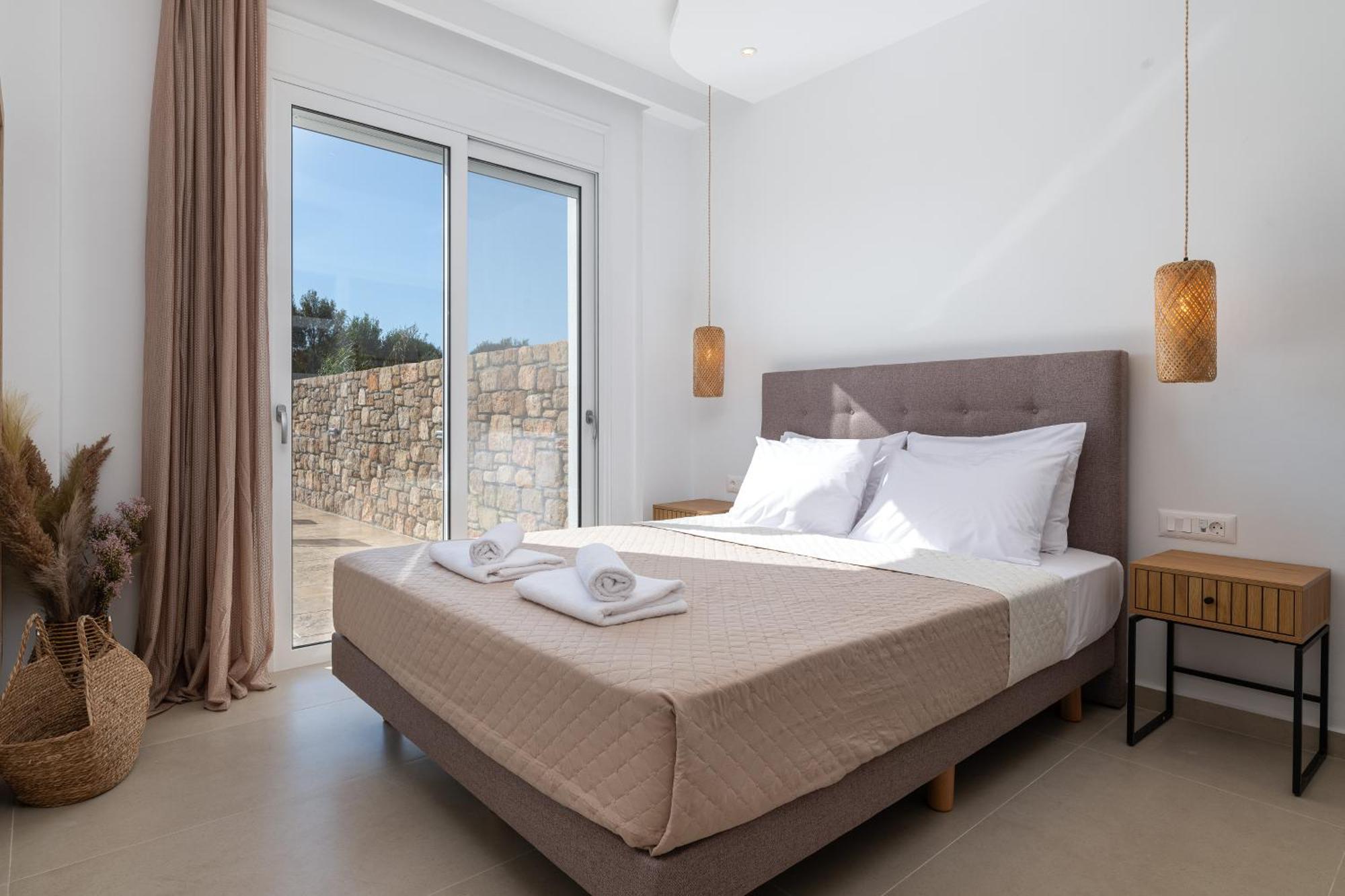 Amora Pool Villa